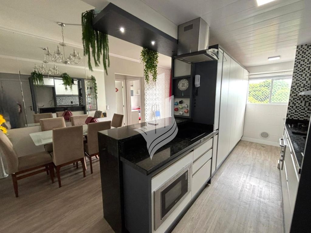 Apartamento semi mobiliado, 2 dormitórios, 1 vaga de garagem. - foto 1