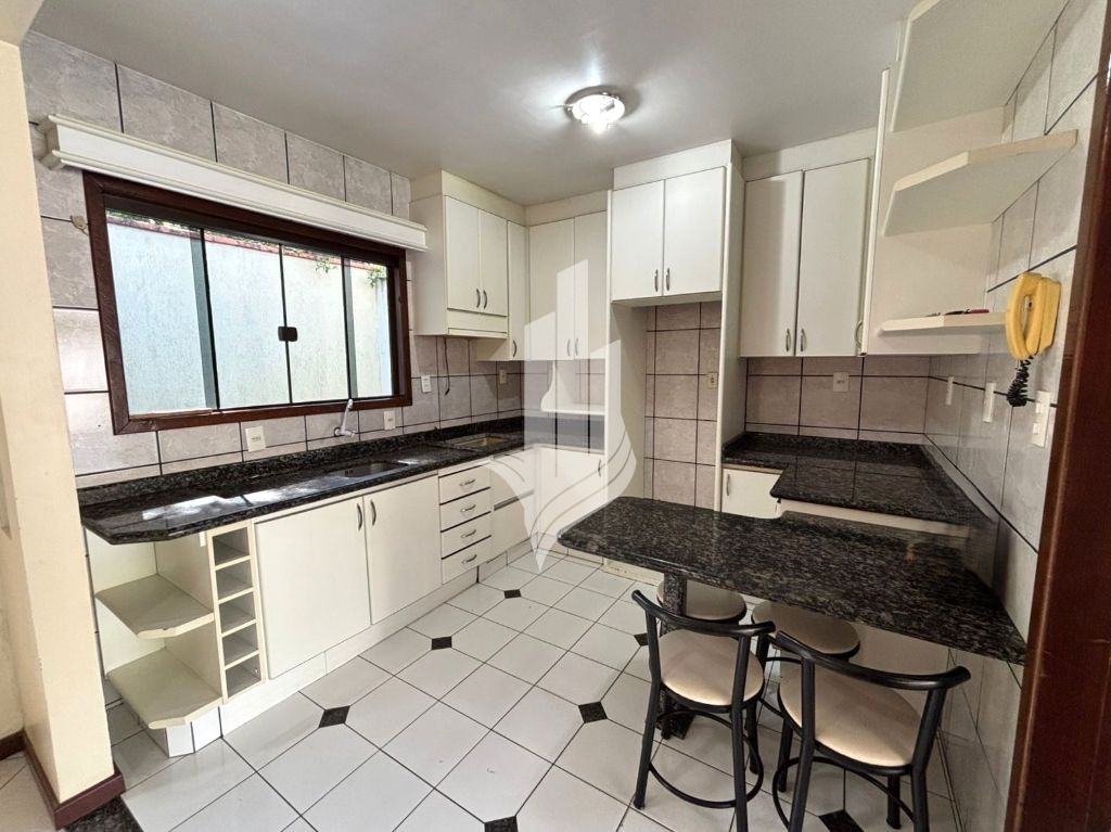 Casa plana 3 dormitórios, 1 suíte master, 2 vagas de garagem — foto 2