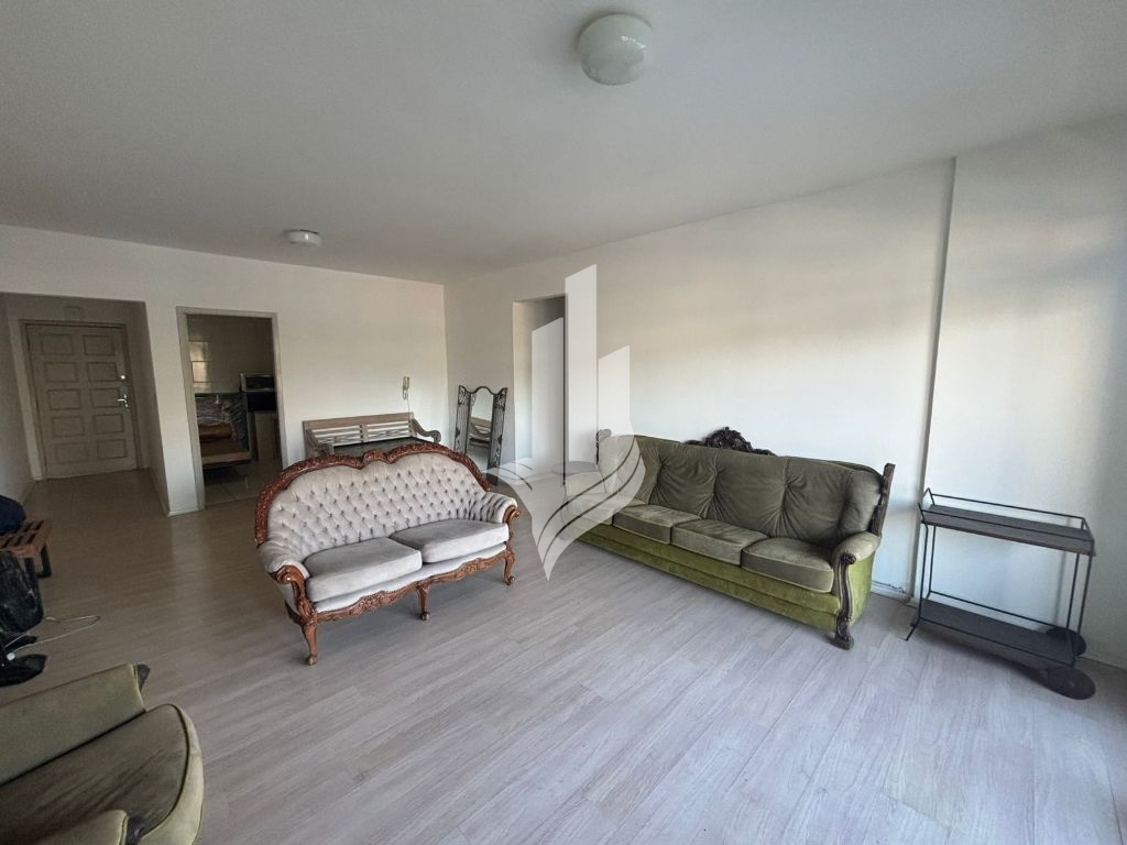 Apartamento em andar alto 3 dormitórios no Centro — foto 2
