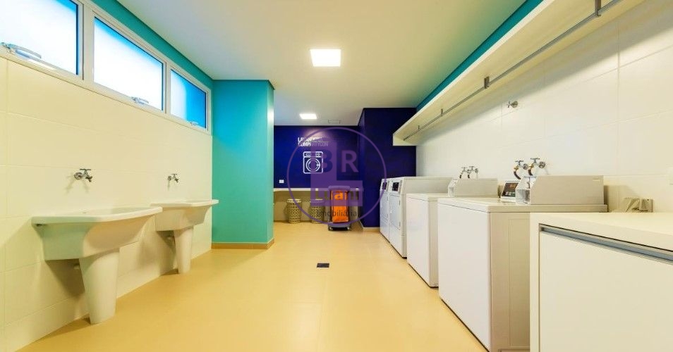 Apartamento à venda no Sunset Faria Lima andar alto 3 quartos aquecedor a gás cozinha planejada