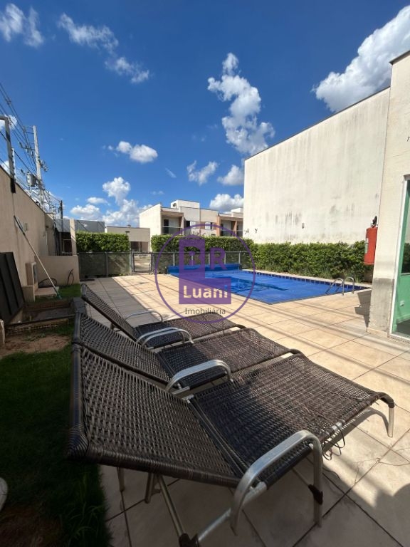Linda casa em condomínio fechado no Banderiantes com 120m²