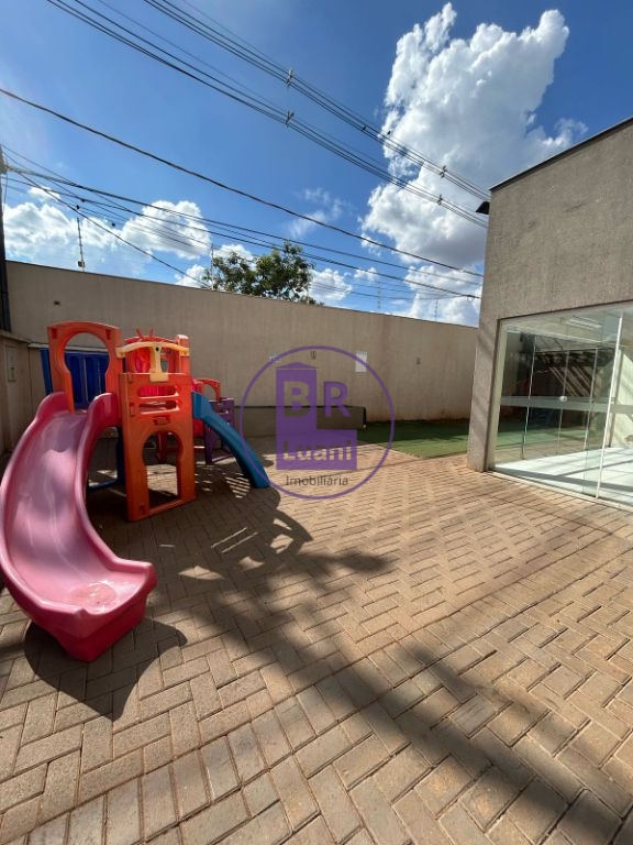 Linda casa em condomínio fechado no Banderiantes com 120m²