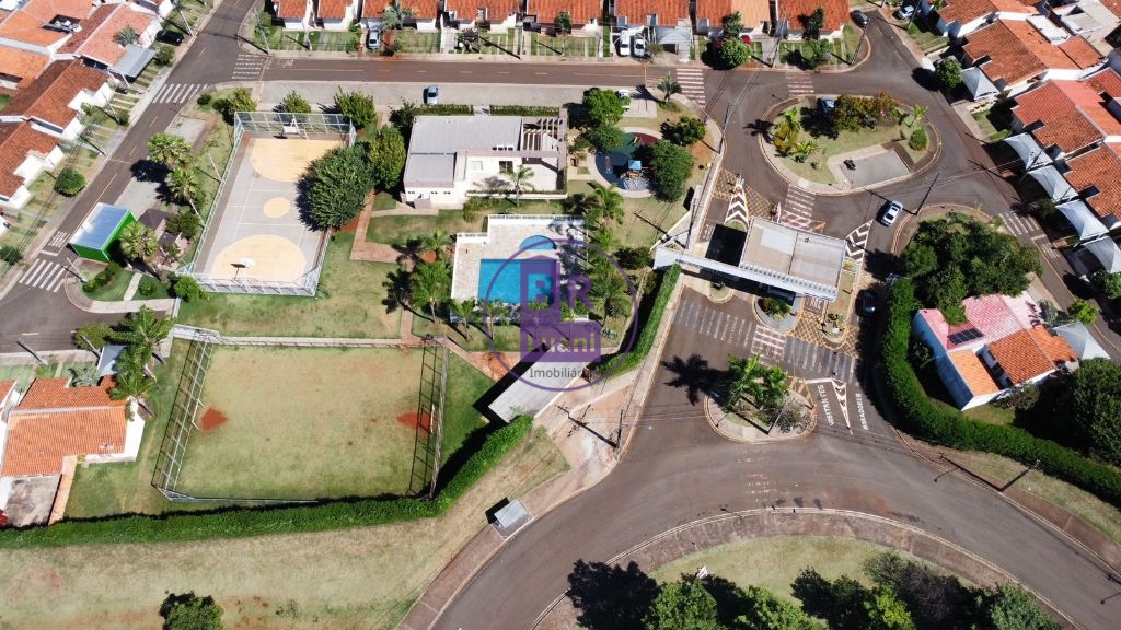 Casa térrea em condomínio com 70m², 3 quartos e 1 suite na z