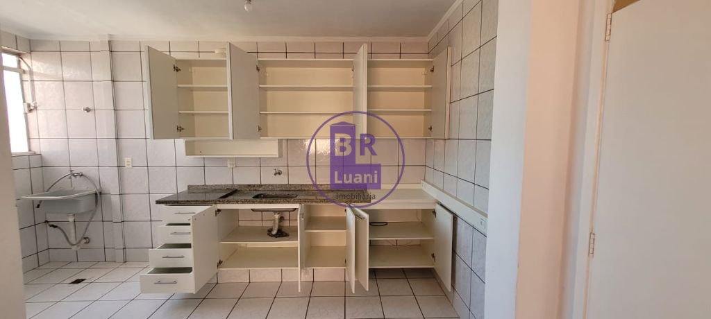 Aconchegante apartamento semi-mobilhado próximo ao shopping 