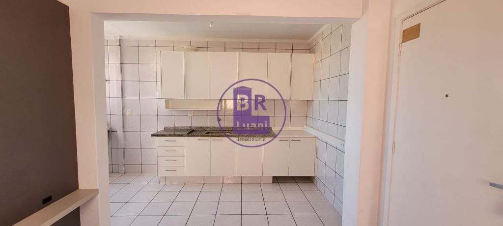 Aconchegante apartamento semi-mobilhado próximo ao shopping 