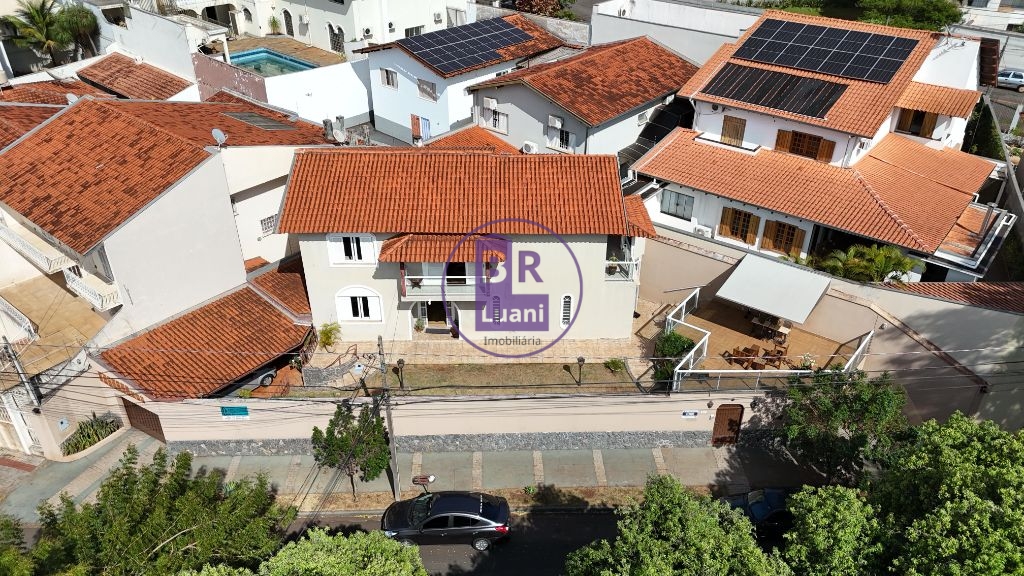 Lindo sobrado á venda no jardim kennedy com localização priv