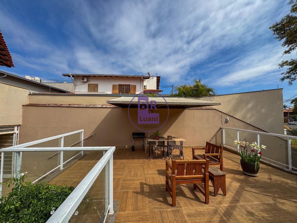 Lindo sobrado á venda no jardim kennedy com localização priv