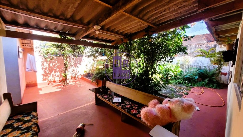 Casa à venda.