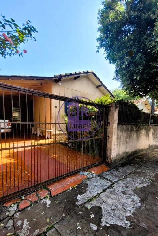 Casa à venda.