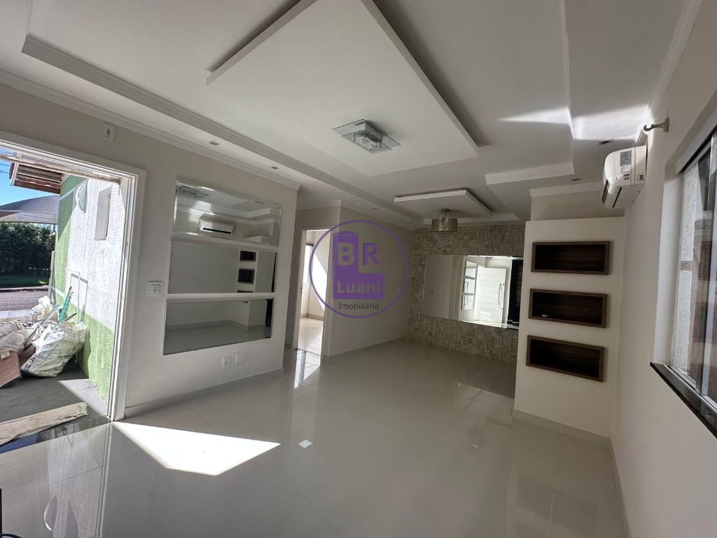Excelente casa em condomínio no heimtal