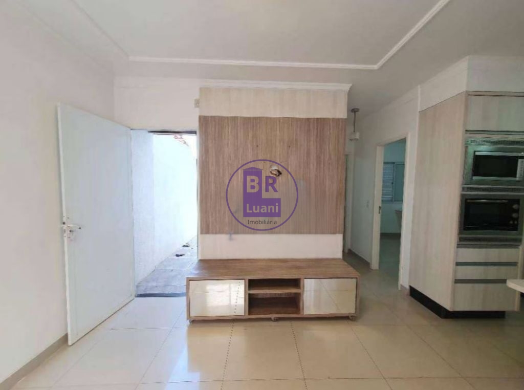 Casa térrea em condomínio com 70m², 3 quartos e 1 suite na z