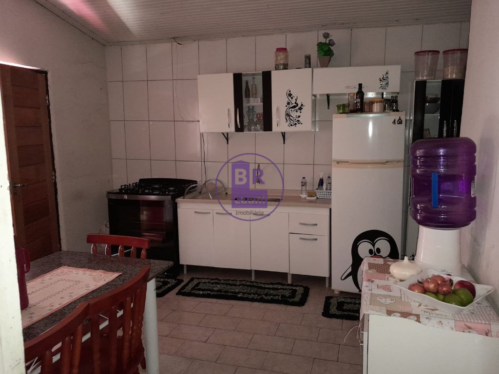 Casa á venda na zona norte