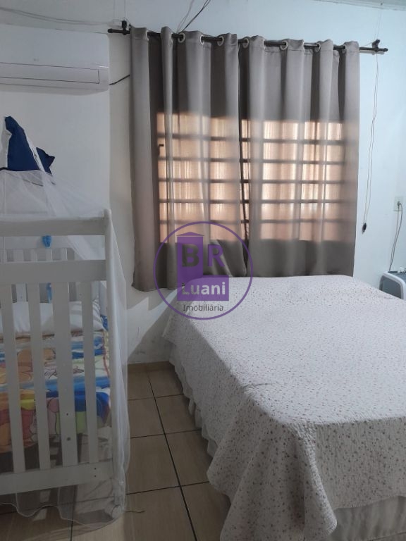 Casa á venda na zona norte