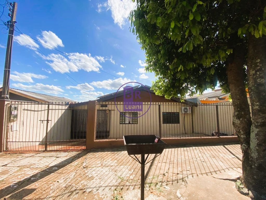 Casa á venda na zona norte