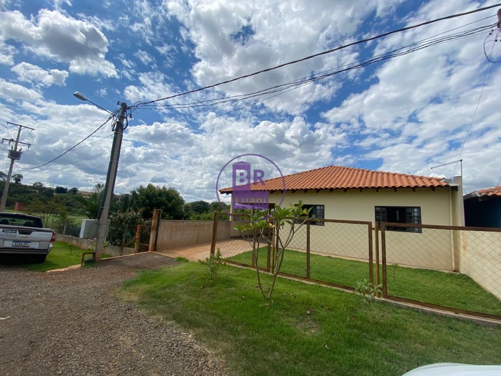 Chacara Molhada em Condomínio Fechado no Recanto do Paraiso
