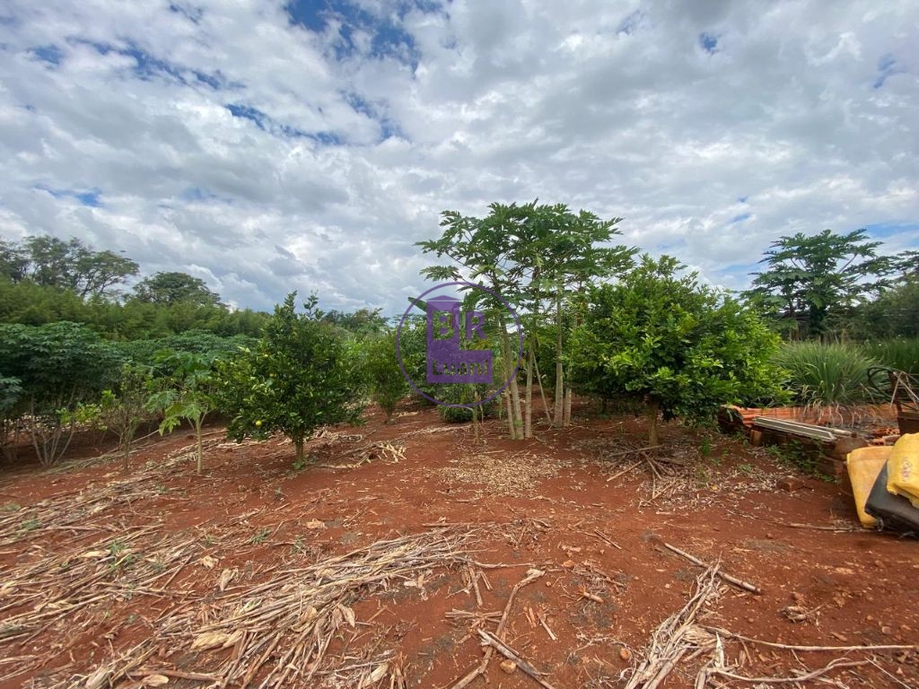 Chacara Molhada em Condomínio Fechado no Recanto do Paraiso