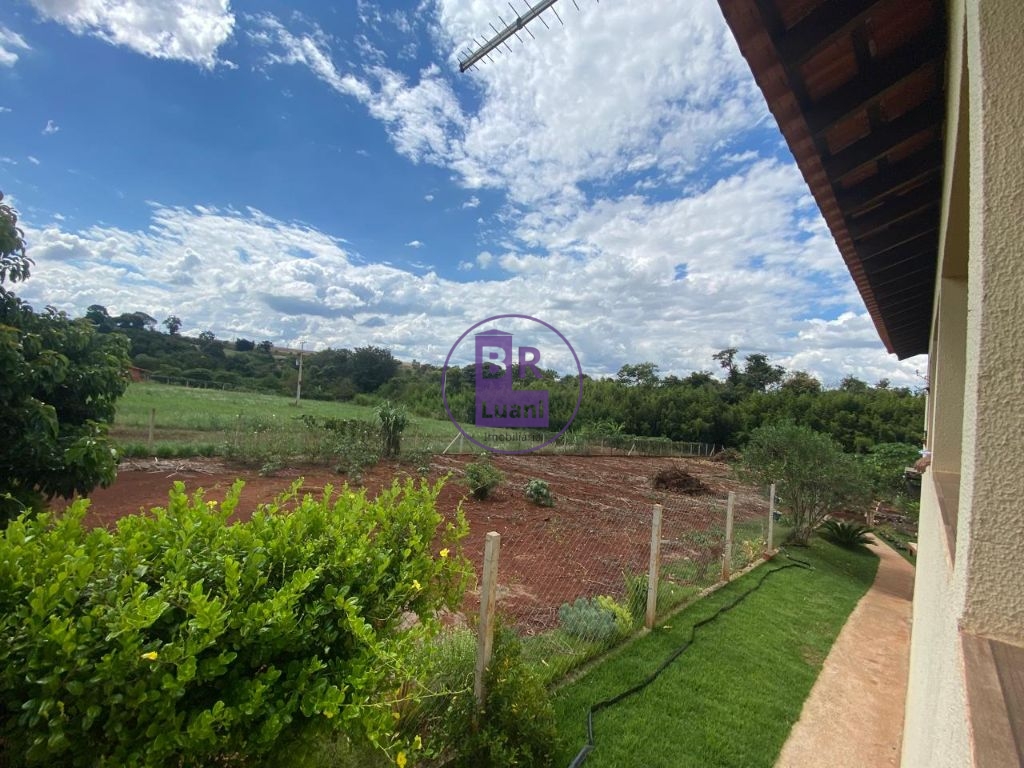 Chacara Molhada em Condomínio Fechado no Recanto do Paraiso