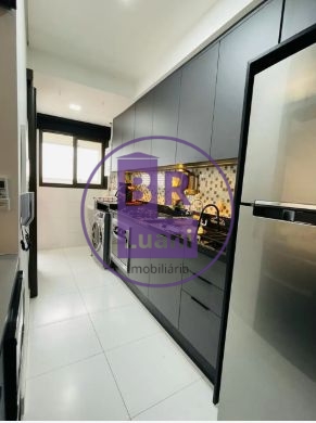 Lindo apartamento com uma vista maravilhosa andar alto, sol 