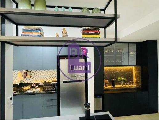 Lindo apartamento com uma vista maravilhosa andar alto, sol 