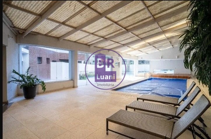 Excelente apartamento de alto padrão com vista deslumbrante para o lago igapó