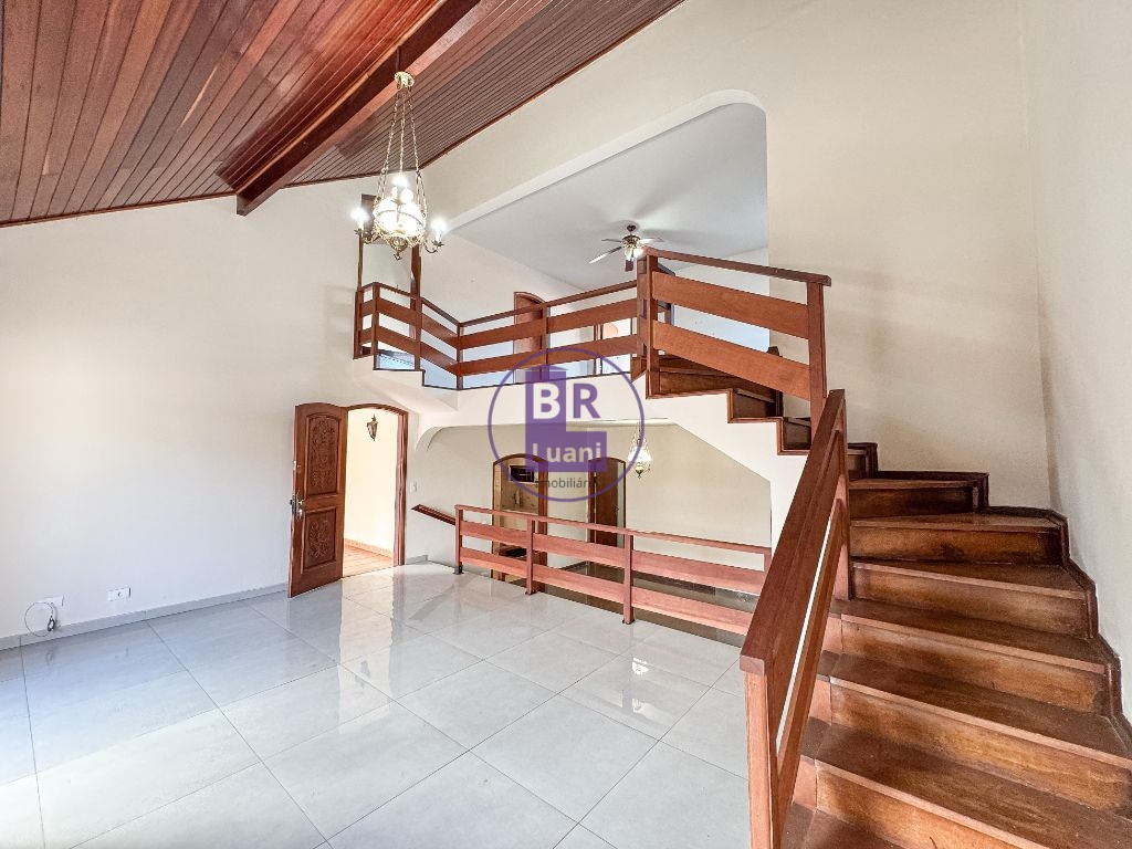 Lindo Sobrado disponível para locação