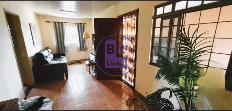 Casa a venda na zona norte