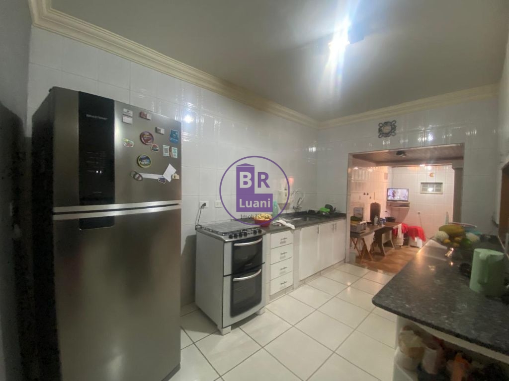 Linda casa a venda