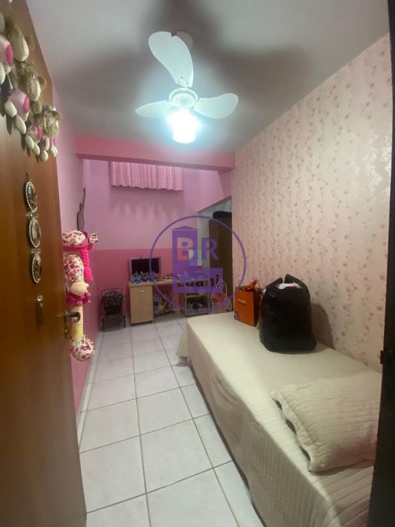 Linda casa a venda