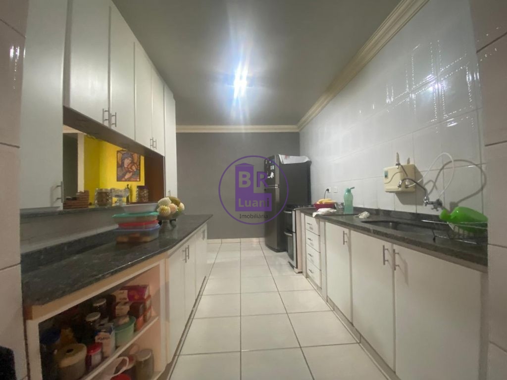 Linda casa a venda