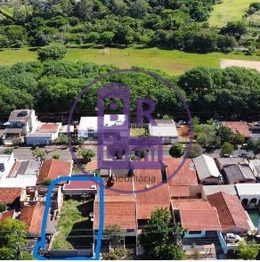 Terreno á venda com excelente localização