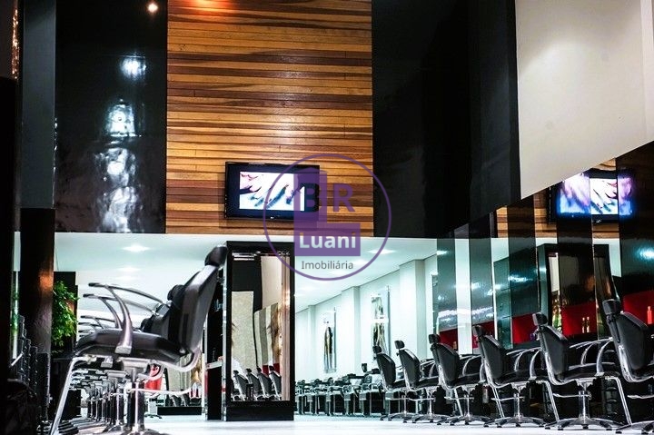 Vende-se estrutura de ponto comercial