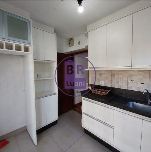 Excelente casa espaçosa no jardim sabará