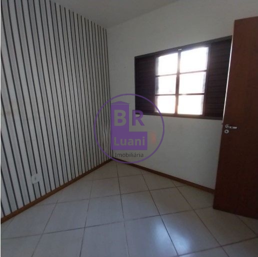 Excelente casa espaçosa no jardim sabará