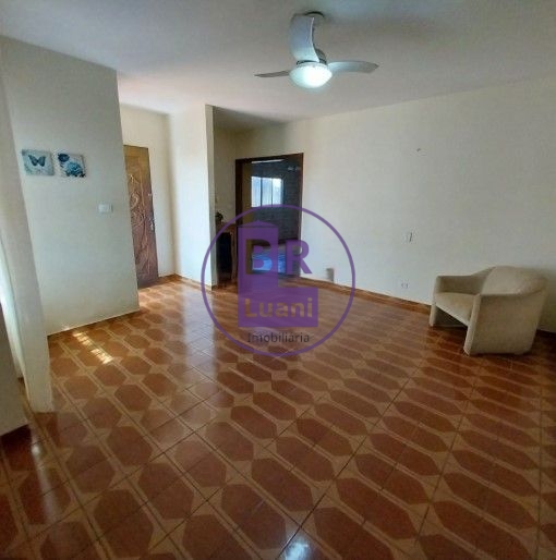 Excelente casa espaçosa no jardim sabará