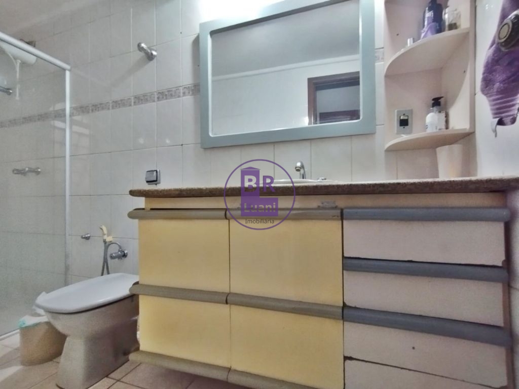 Lindo sobrado á venda e locação.