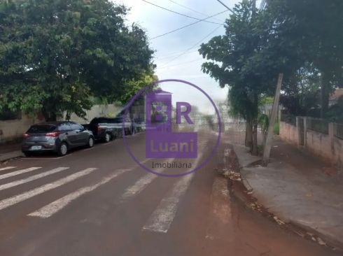 Terreno á venda em uma localização privilegiada!