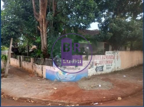 Terreno á venda em uma localização privilegiada!