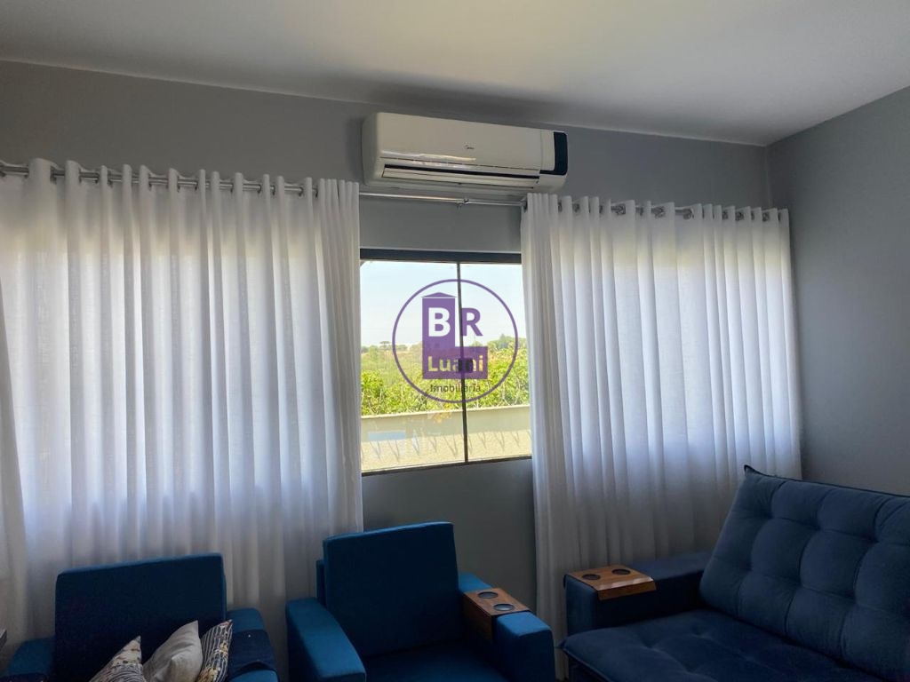 Linda casa para venda na região leste de londrina!