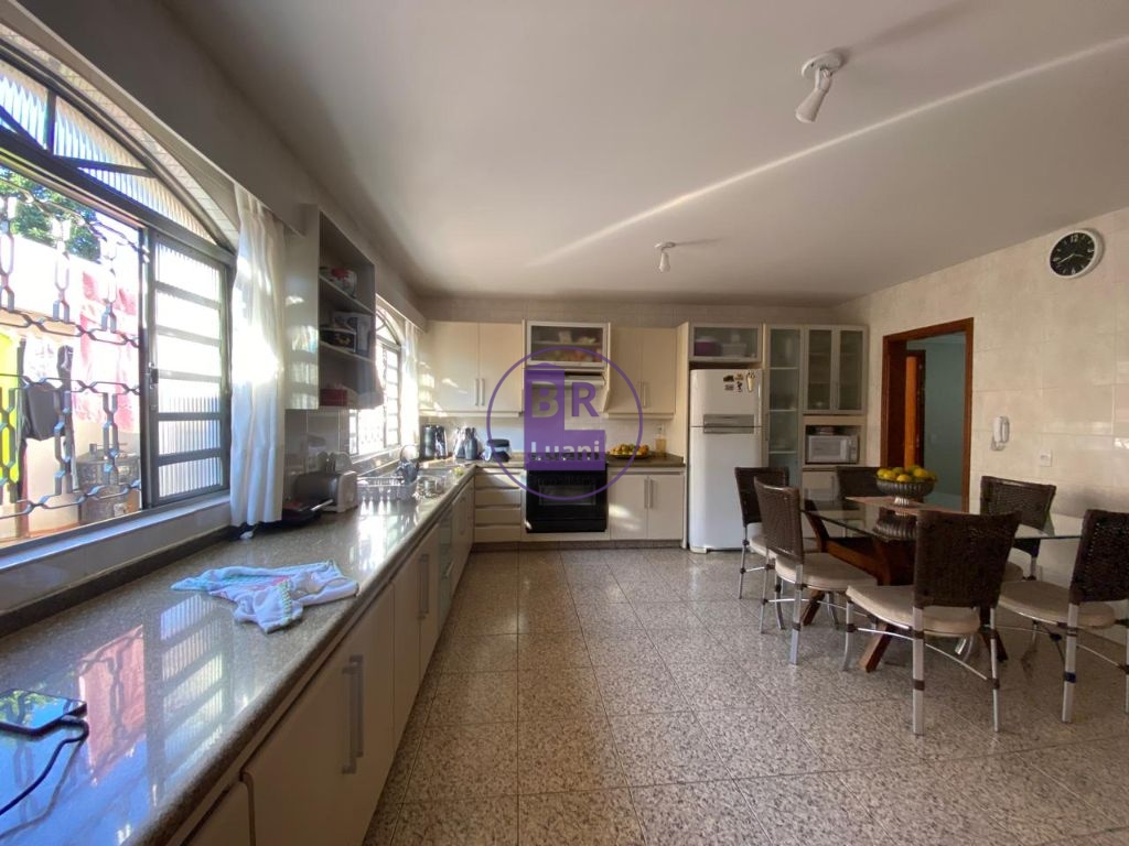 Linda casa sobrado para venda!