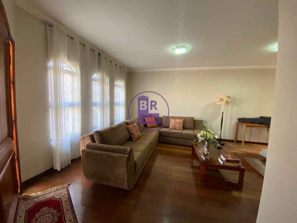 Linda casa sobrado para venda!