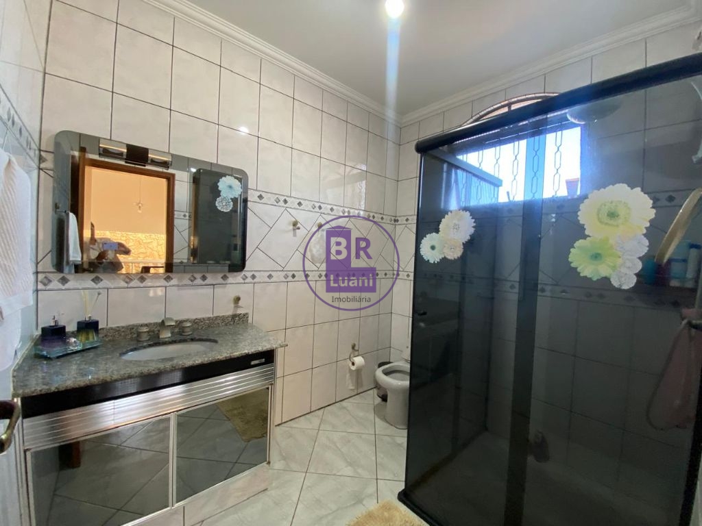 Linda casa sobrado para venda!