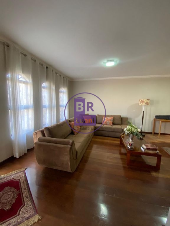 Linda casa sobrado para venda!
