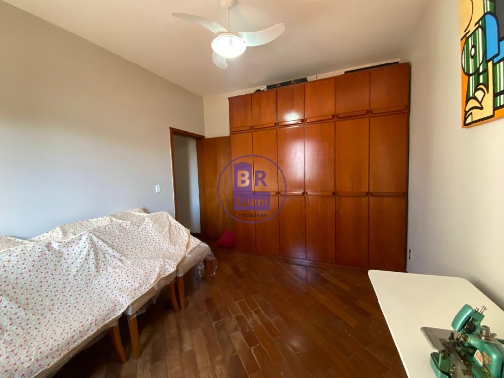 Linda casa sobrado para venda!