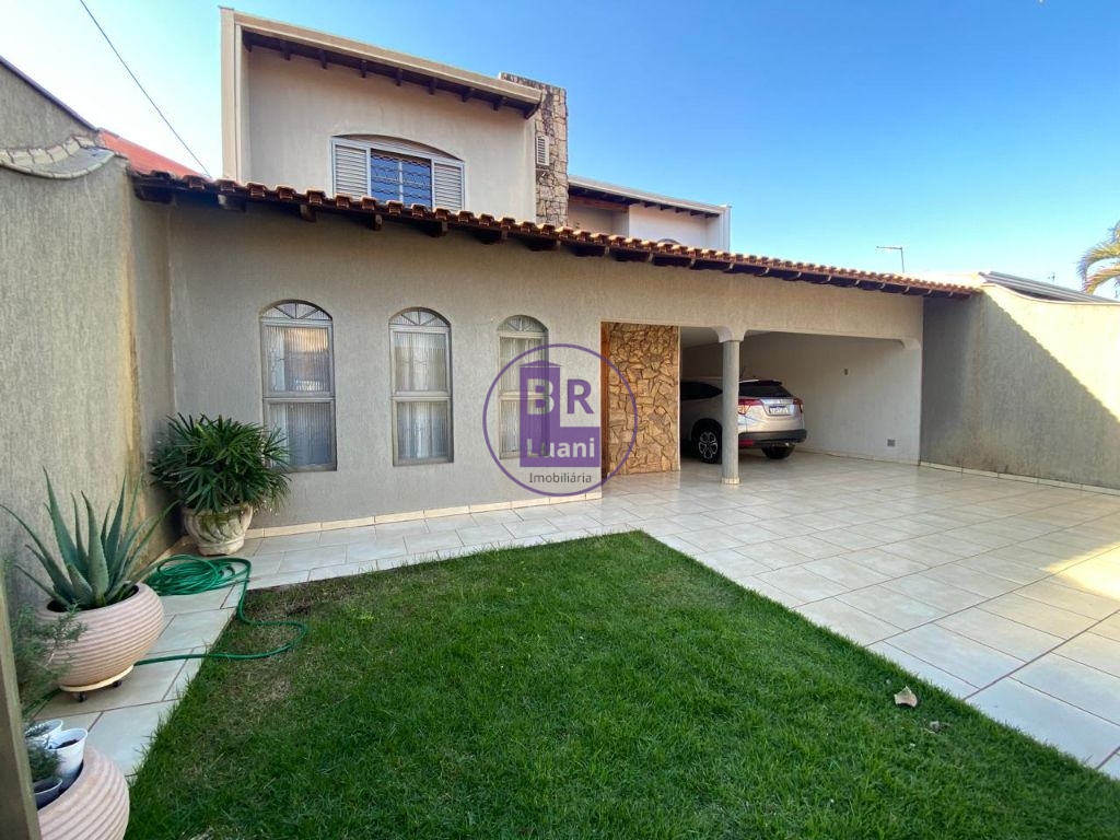 Linda casa sobrado para venda!