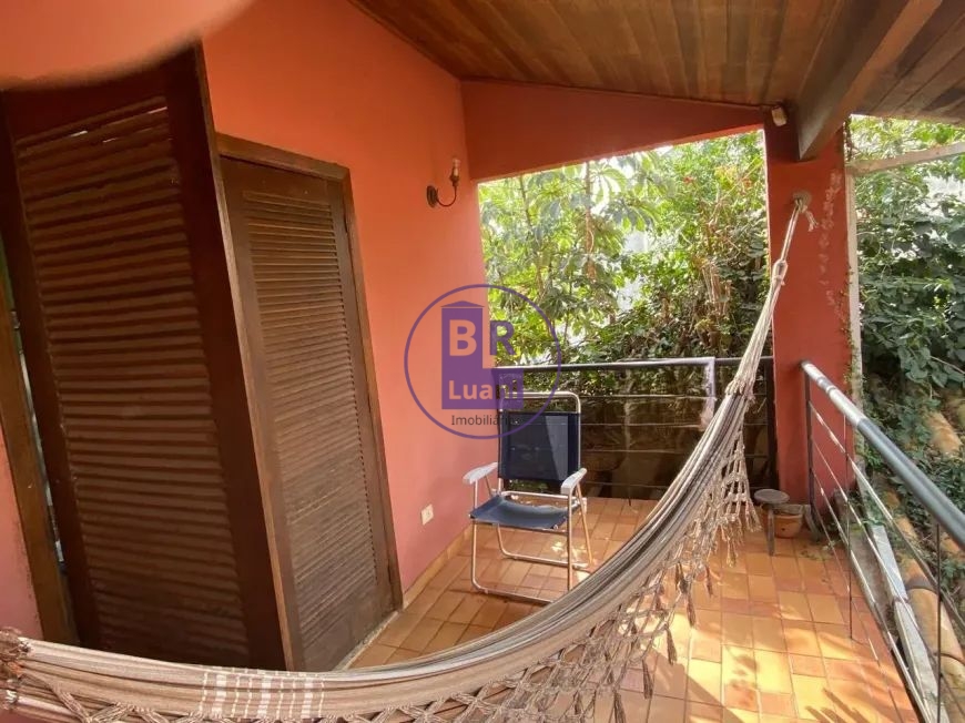 Linda e espaçosa casa situada no jardim higienópolis