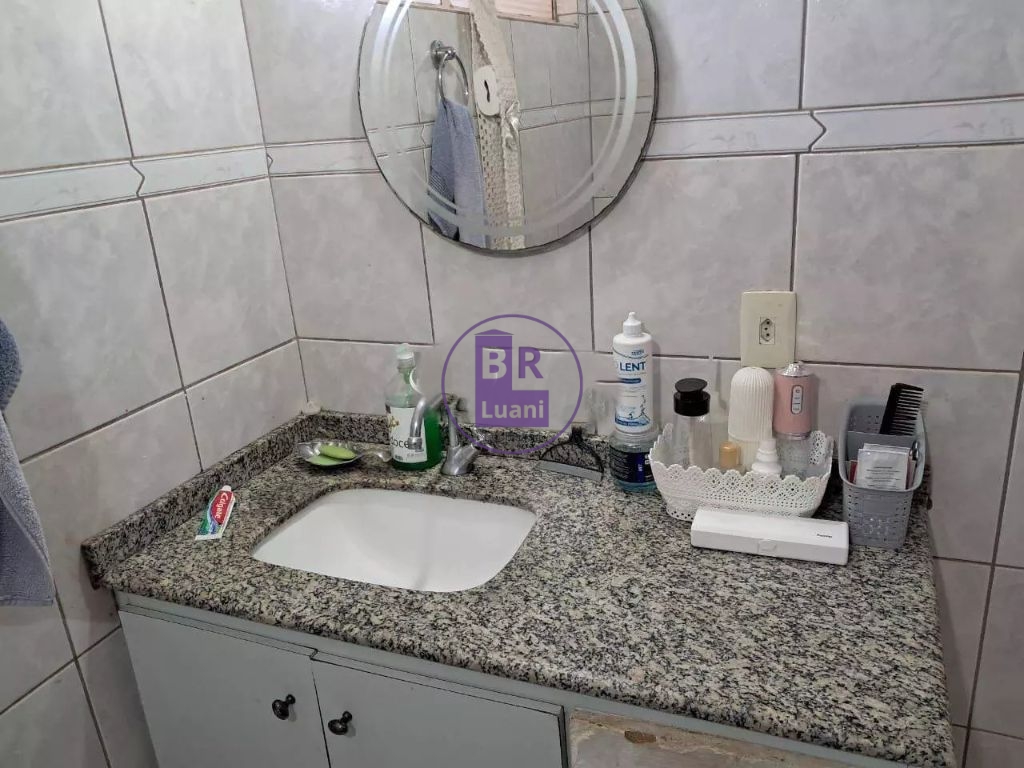 Casa à venda, 250 m² de construção localizada no jardim queb