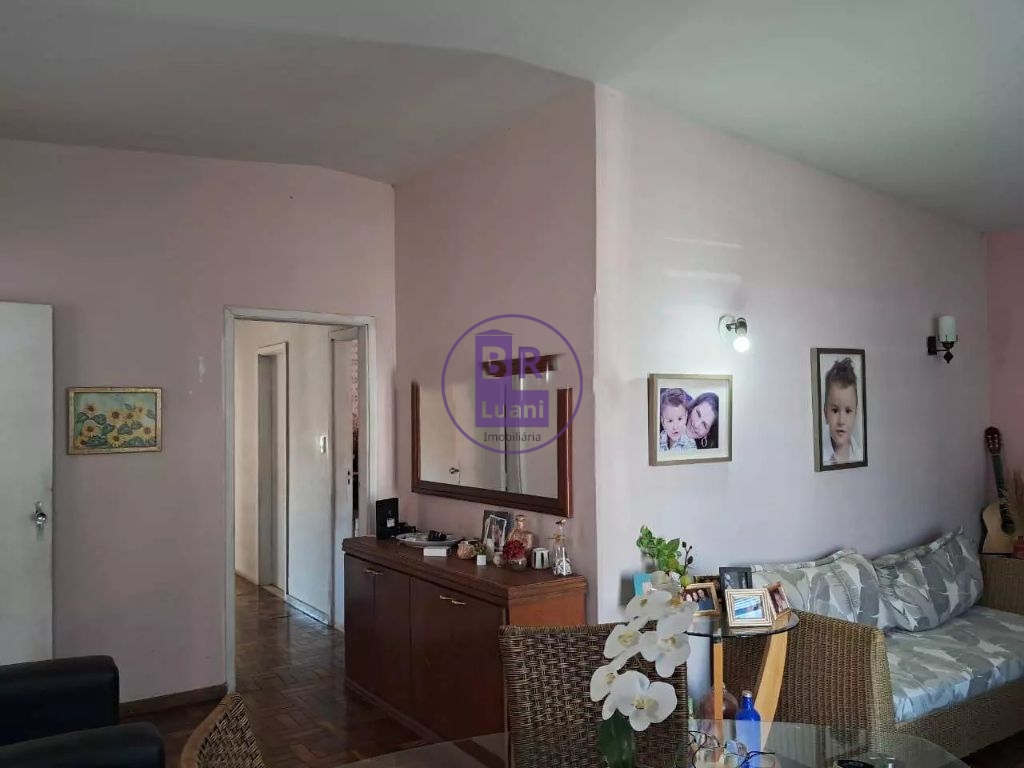 Casa à venda, 250 m² de construção localizada no jardim queb
