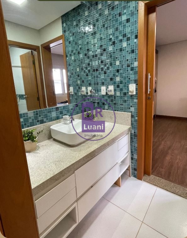 Casa Térrea de Luxo em Condomínio Fechado Conforto, Segurança e Estilo