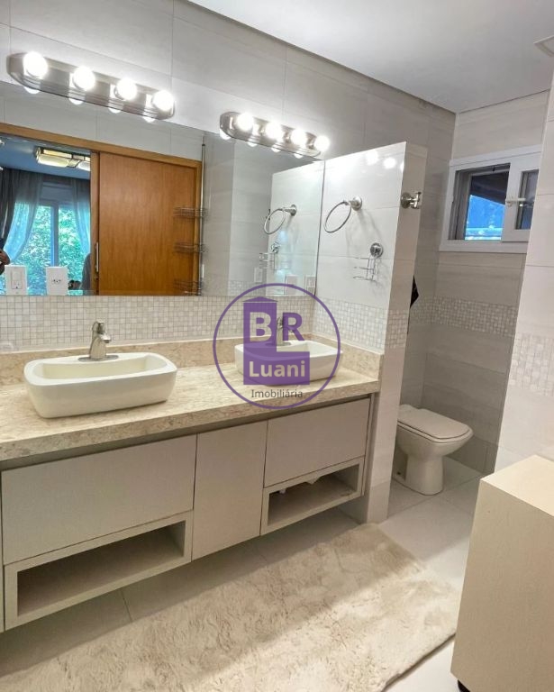 Casa Térrea de Luxo em Condomínio Fechado Conforto, Segurança e Estilo