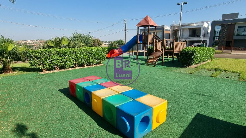 Casa Semi-Mobiliada no Parque Tauá - Condomínio Araçari
